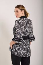 Camisa Animal Print Elegante